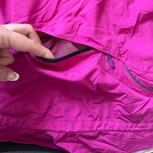 Lululemon Running Nylon Jacket size 4 - Picture 5 of 10